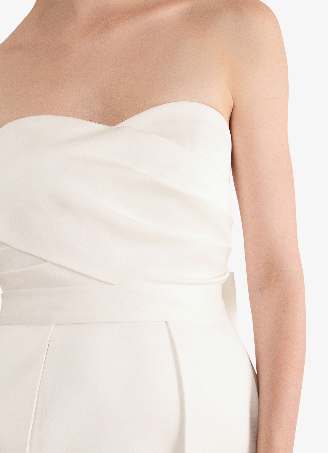 Phase Eight Meredith maxi jurk van satijn met strikdetail - detail 5 ivoor