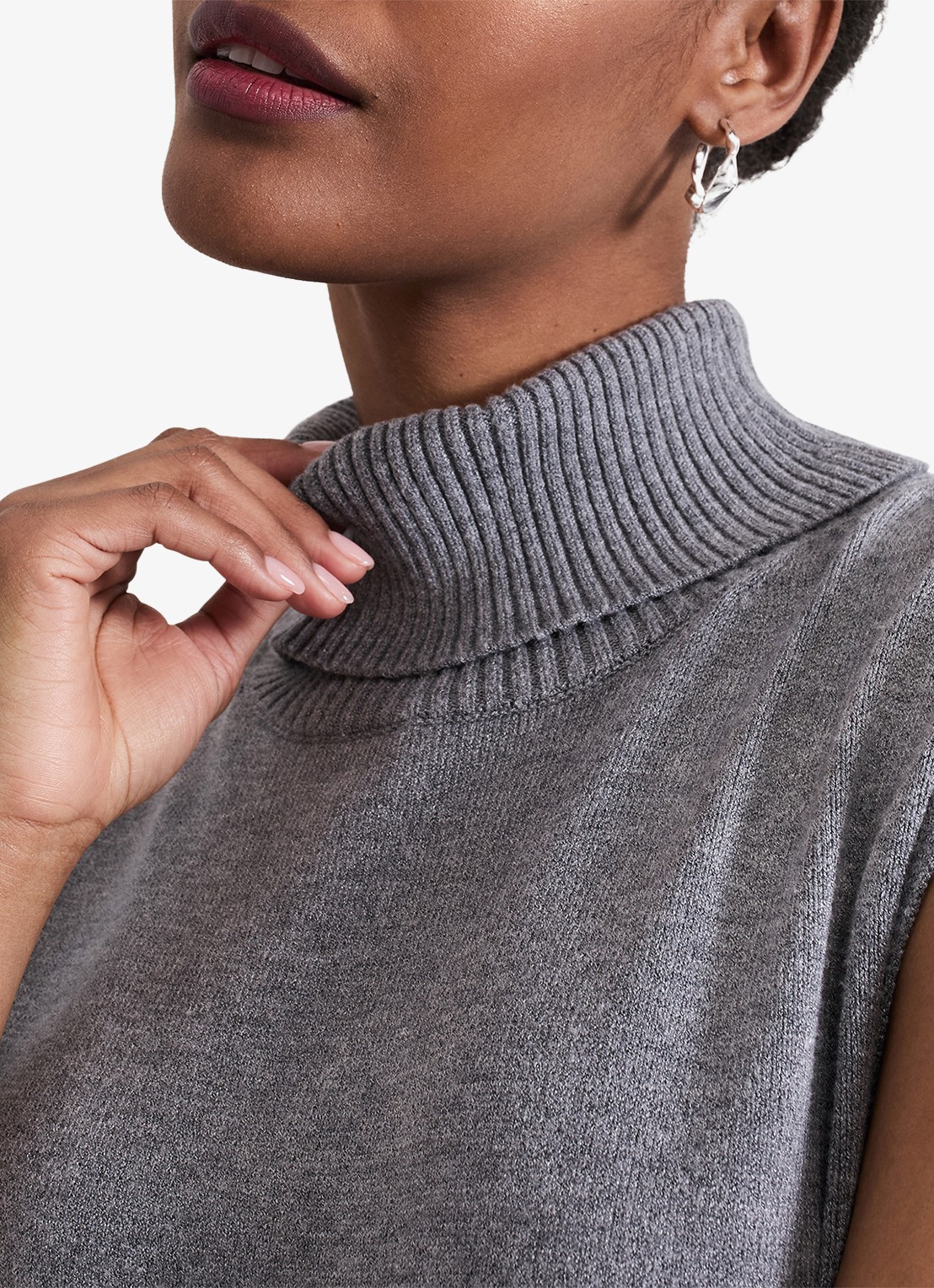 Phase Eight Mila mini fijngebreide trui-jurk met col - detail 7 grijs
