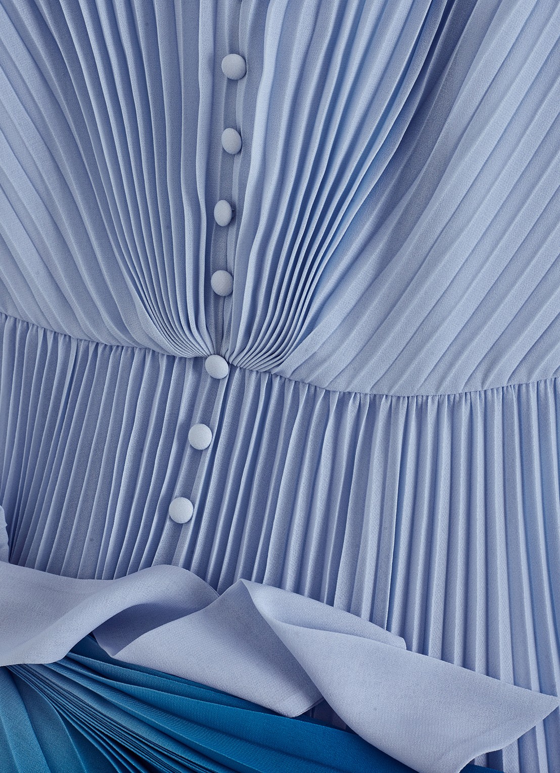 Phase Eight Mira Ombre midi jurk met plooien - detail 7 blauw