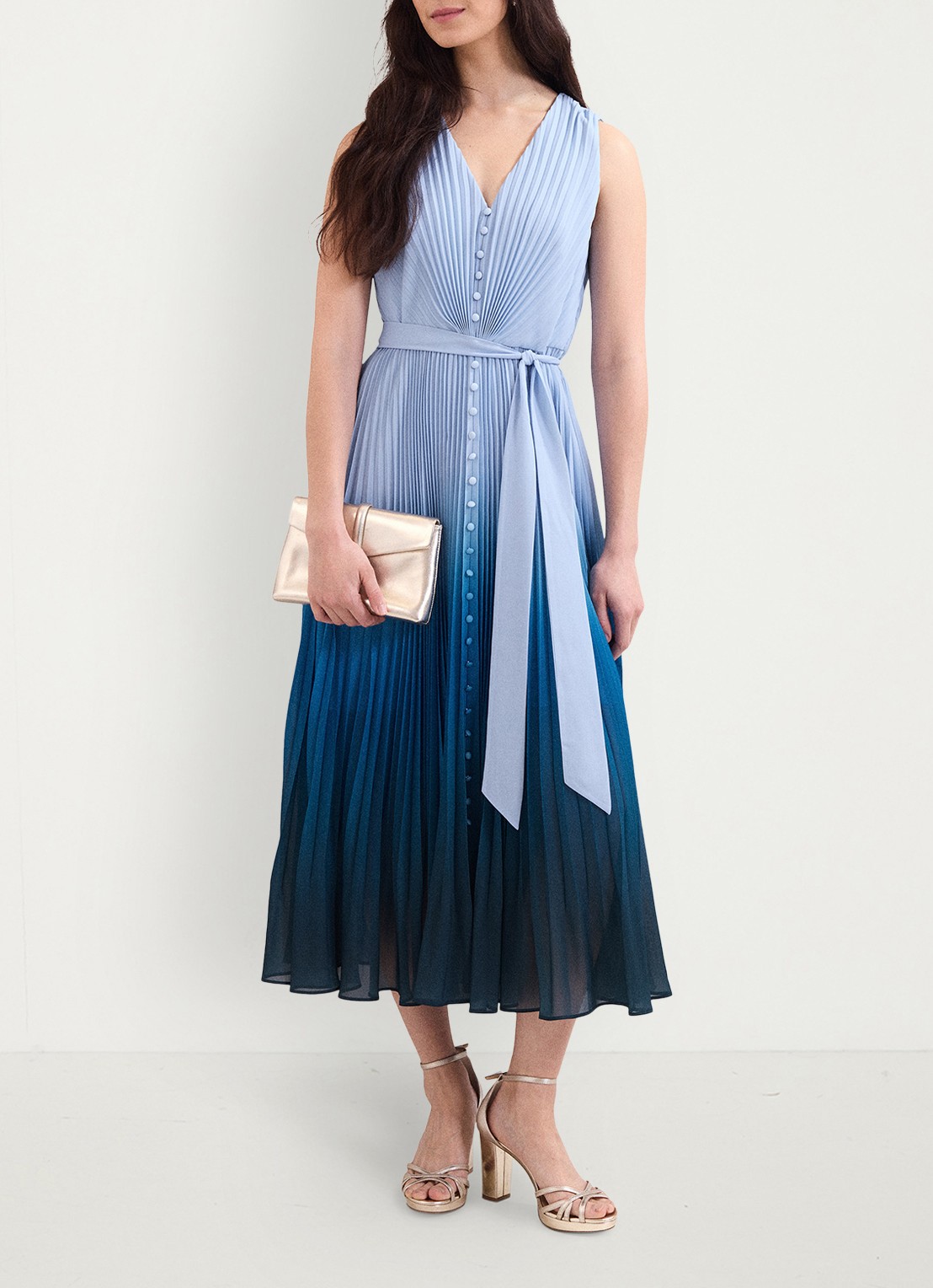 Phase Eight Mira Ombre midi jurk met plooien - voorkant 2 blauw