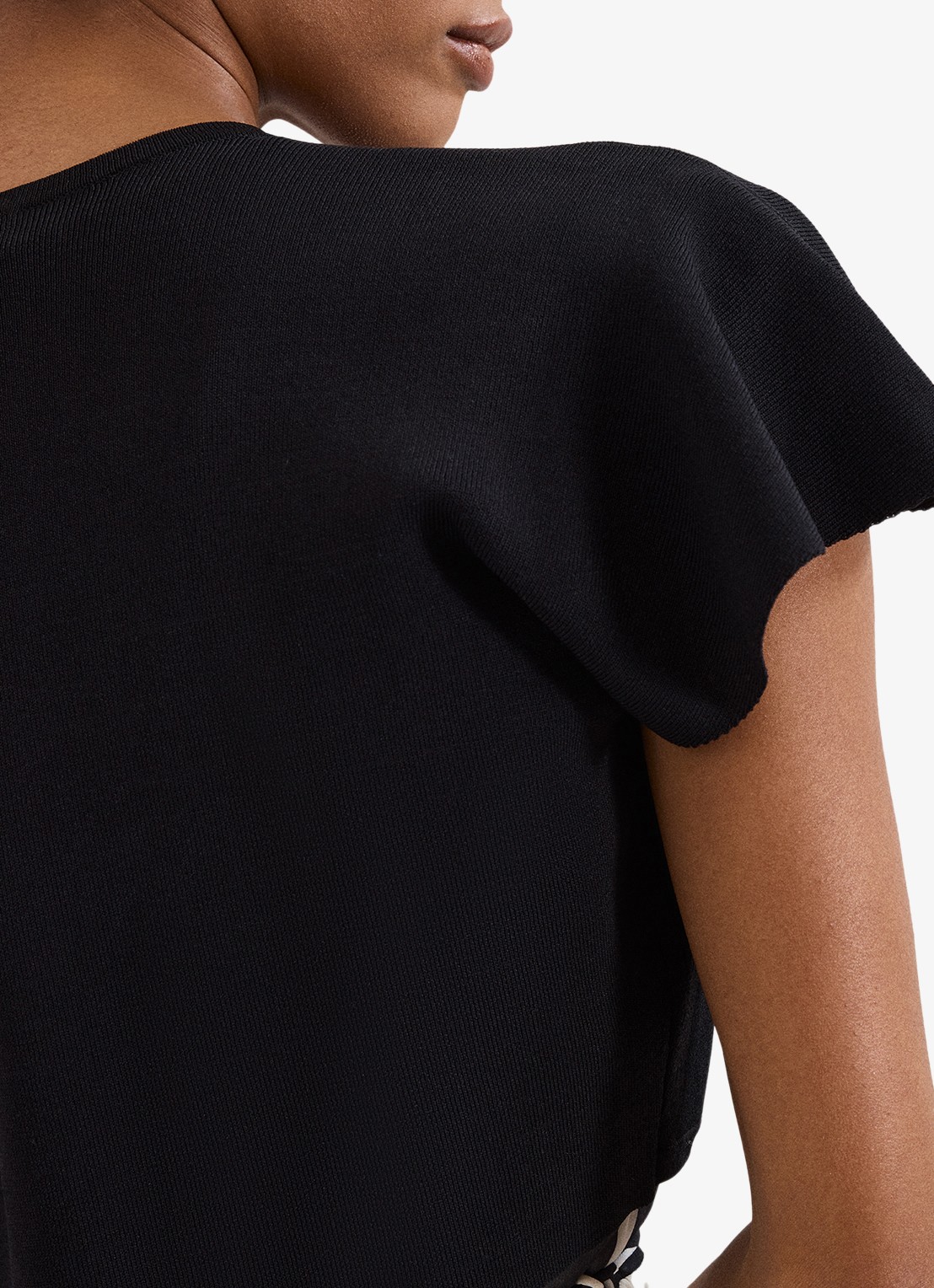 Phase Eight Myra bolero met vlindermouw  - detail 7 zwart
