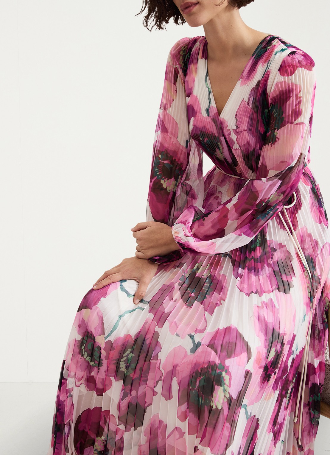 Phase Eight Natalia midi jurk met plissé en asymmetrische zoom - detail 7 donkerroze