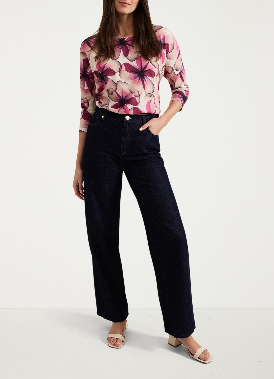Phase Eight Nori top in linnenblend met bloemenprint - voorkant 6 roze