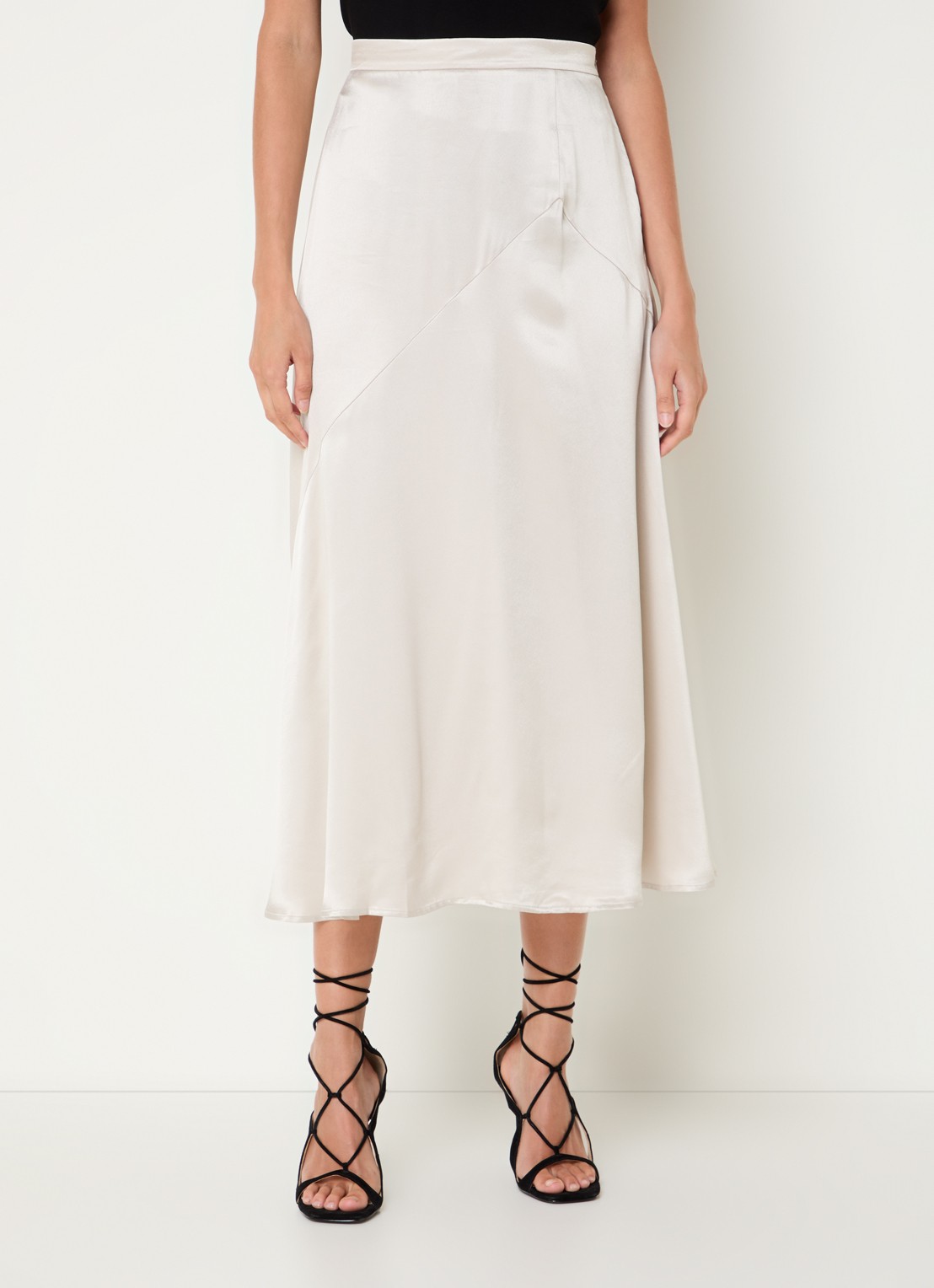 Phase Eight Ophelia midi rok van satijn - detail 2 beige