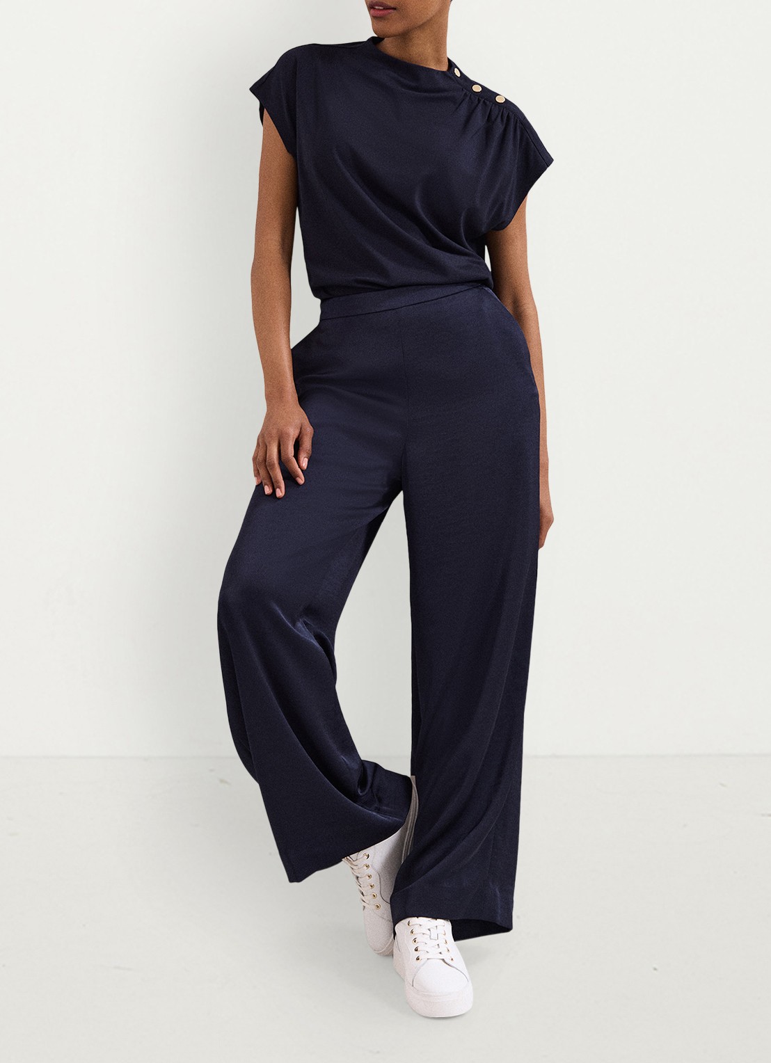 Phase Eight Paige top met gedrapeerd detail - voorkant 8 donkerblauw