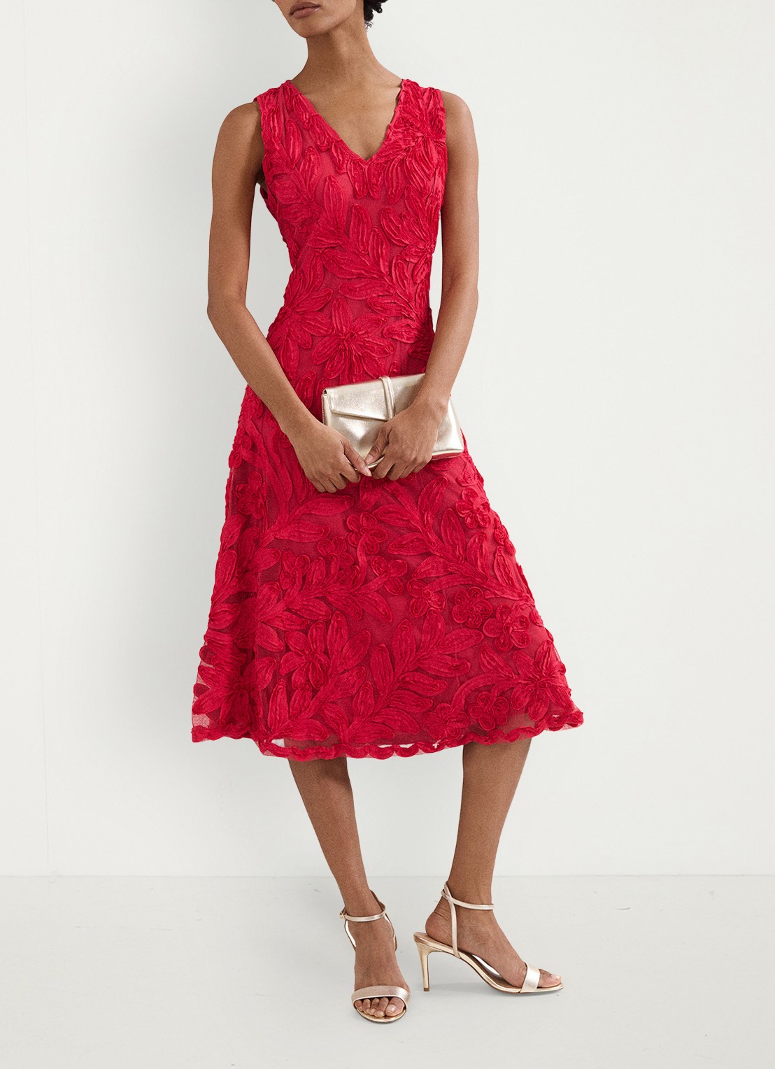Phase Eight Paloma midi jurk met bloemborduring - voorkant 6 rood