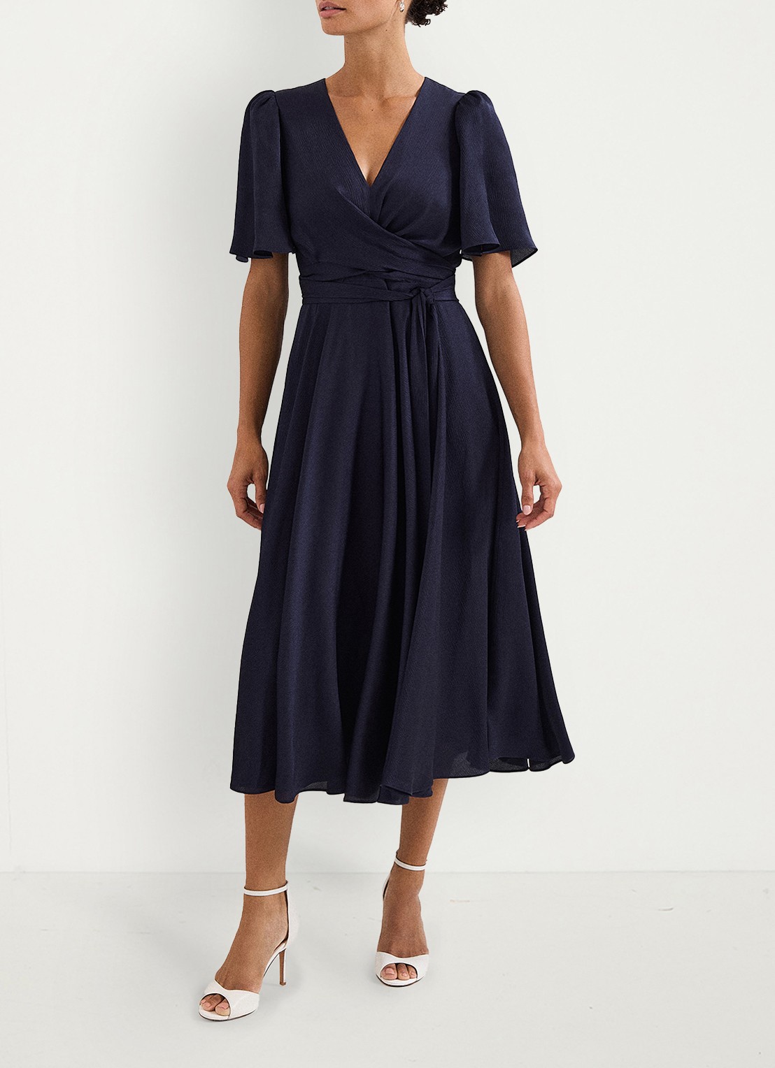 Phase Eight Petite Abbie midi jurk met strikceintuur - voorkant 3 donkerblauw