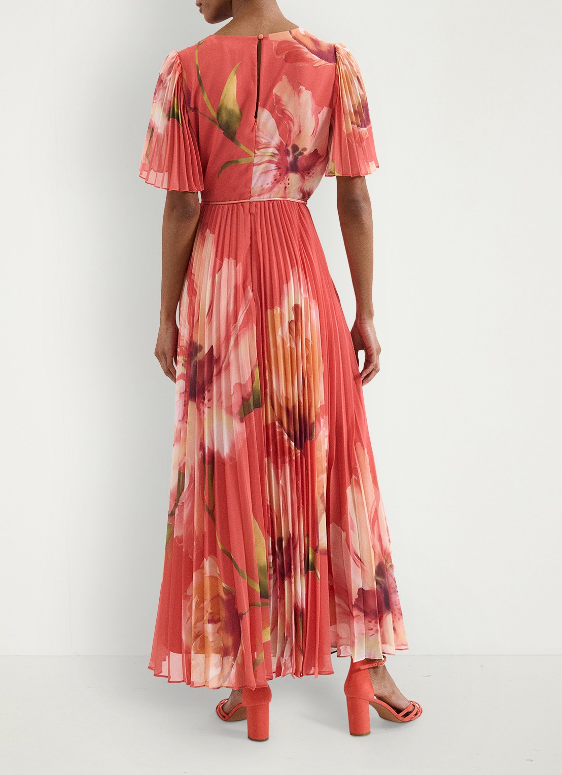 Phase Eight Petite Abigail maxi jurk met plooien en vlindermouw - achterkant 6 orange