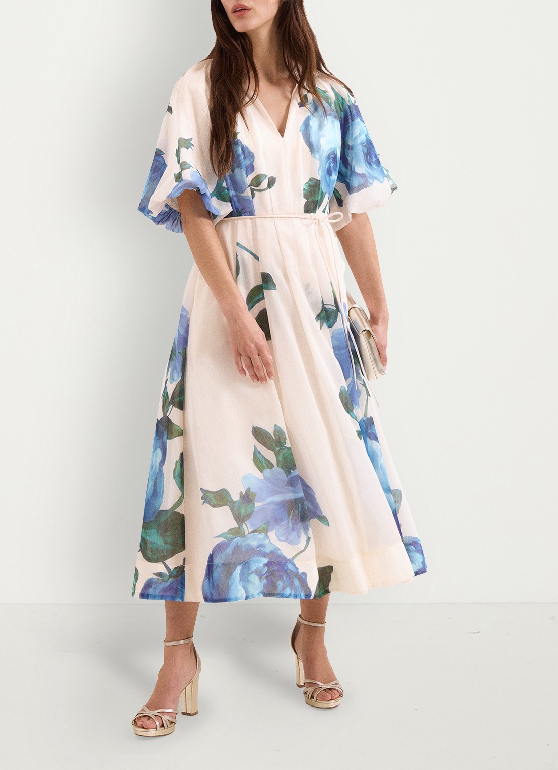 Phase Eight Petite Adeline midi jurk in linnenblend met bloemenprint - voorkant 3 blauw