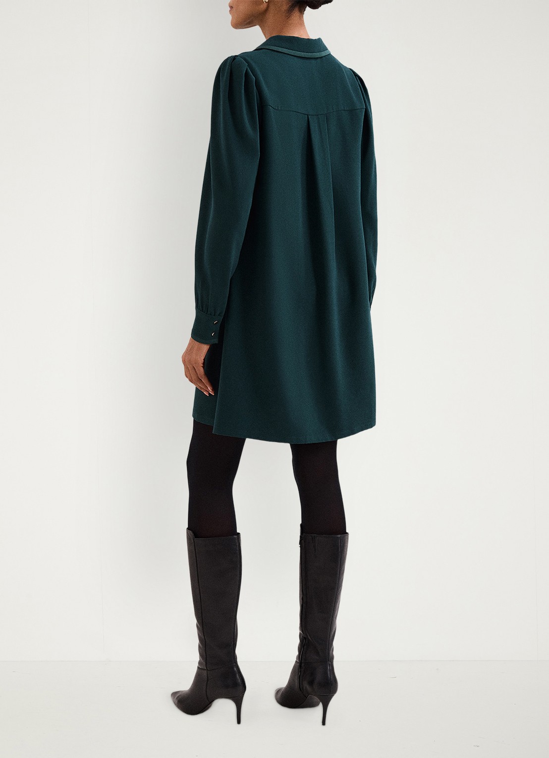 Phase Eight Petite Gina mini jurk met polokraag - achterkant 8 groen