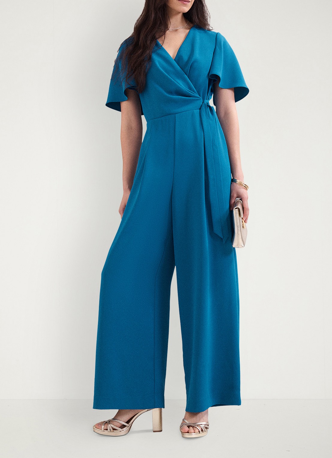 Phase Eight Petite Julissa wide fit jumpsuit met V-hals - voorkant 2 turquoise