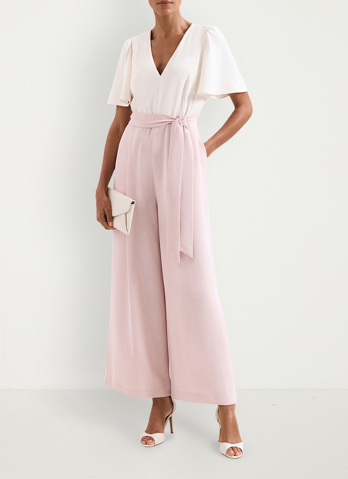Phase Eight Petite Kallie wide fit jumpsuit met steekzakken en strikceintuur - detail 4 oudroze