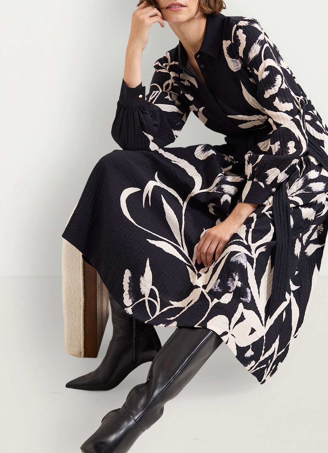 Phase Eight Petite Natalie midi tuniekjurk met print en strikceintuur - detail 7 zwart