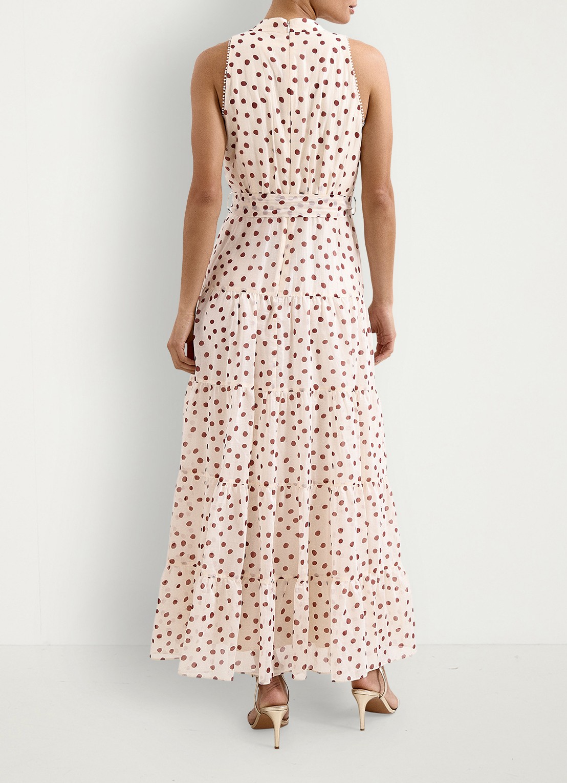 Phase Eight Petite Nita maxi jurk met stippenprint en strikceintuur - achterkant 3 gebroken wit