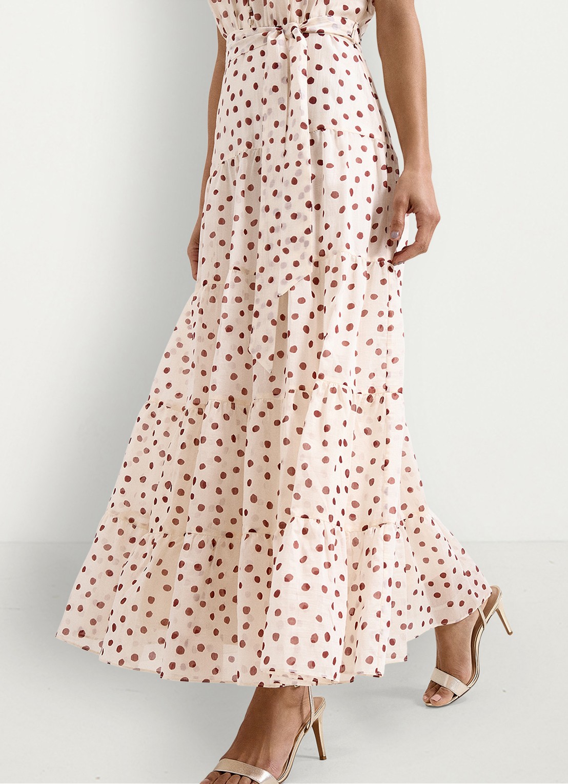 Phase Eight Petite Nita maxi jurk met stippenprint en strikceintuur - detail 6 gebroken wit