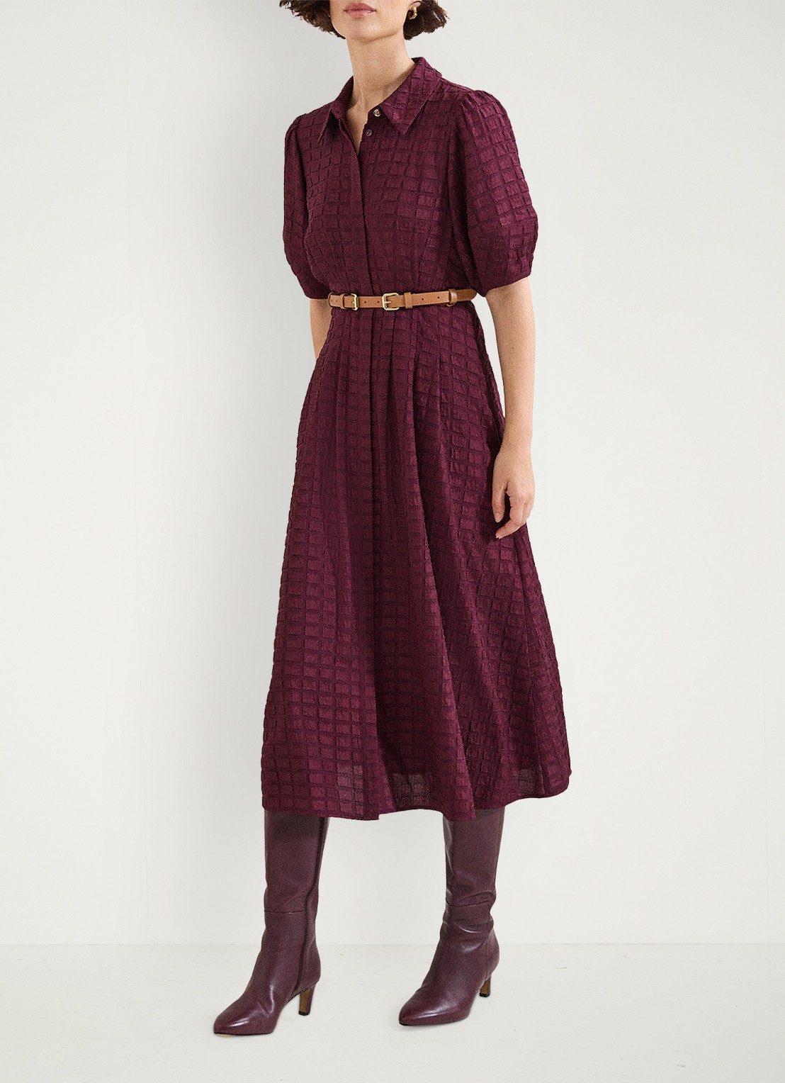 Phase Eight Petite Yasmine midi jurk met pofmouw en steekzakken - voorkant 8 bordeauxrood