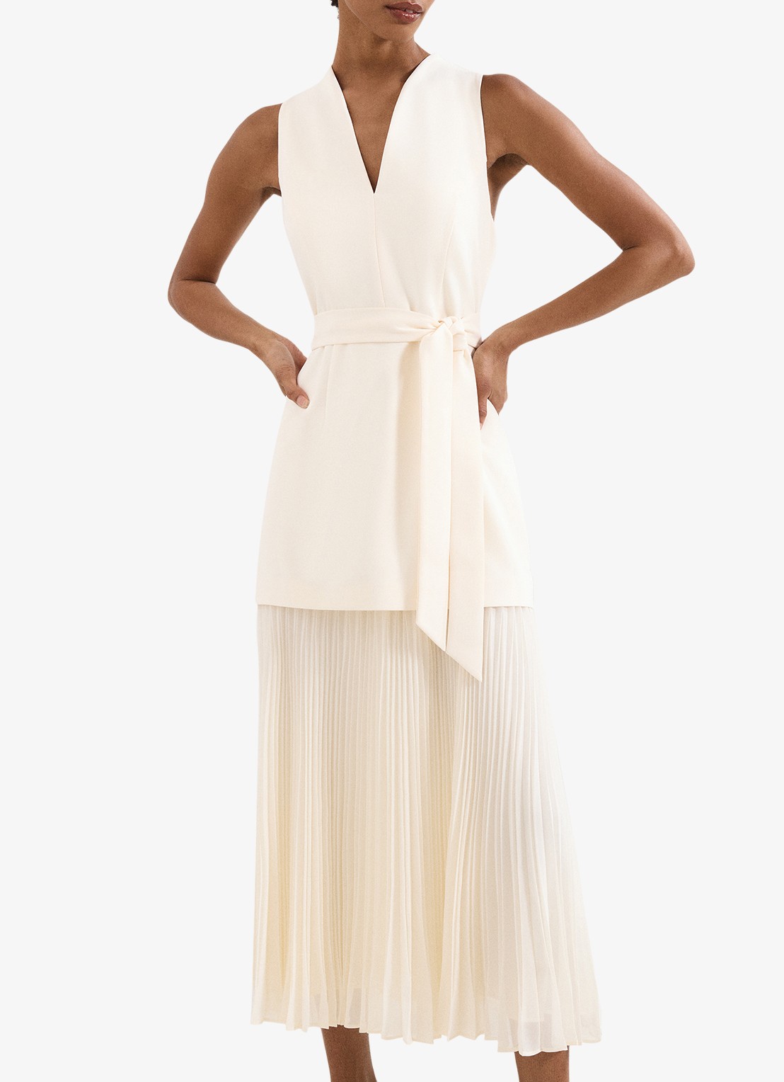 Phase Eight Pia midi jurk met strikceintuur en plooien - detail 4 ivory