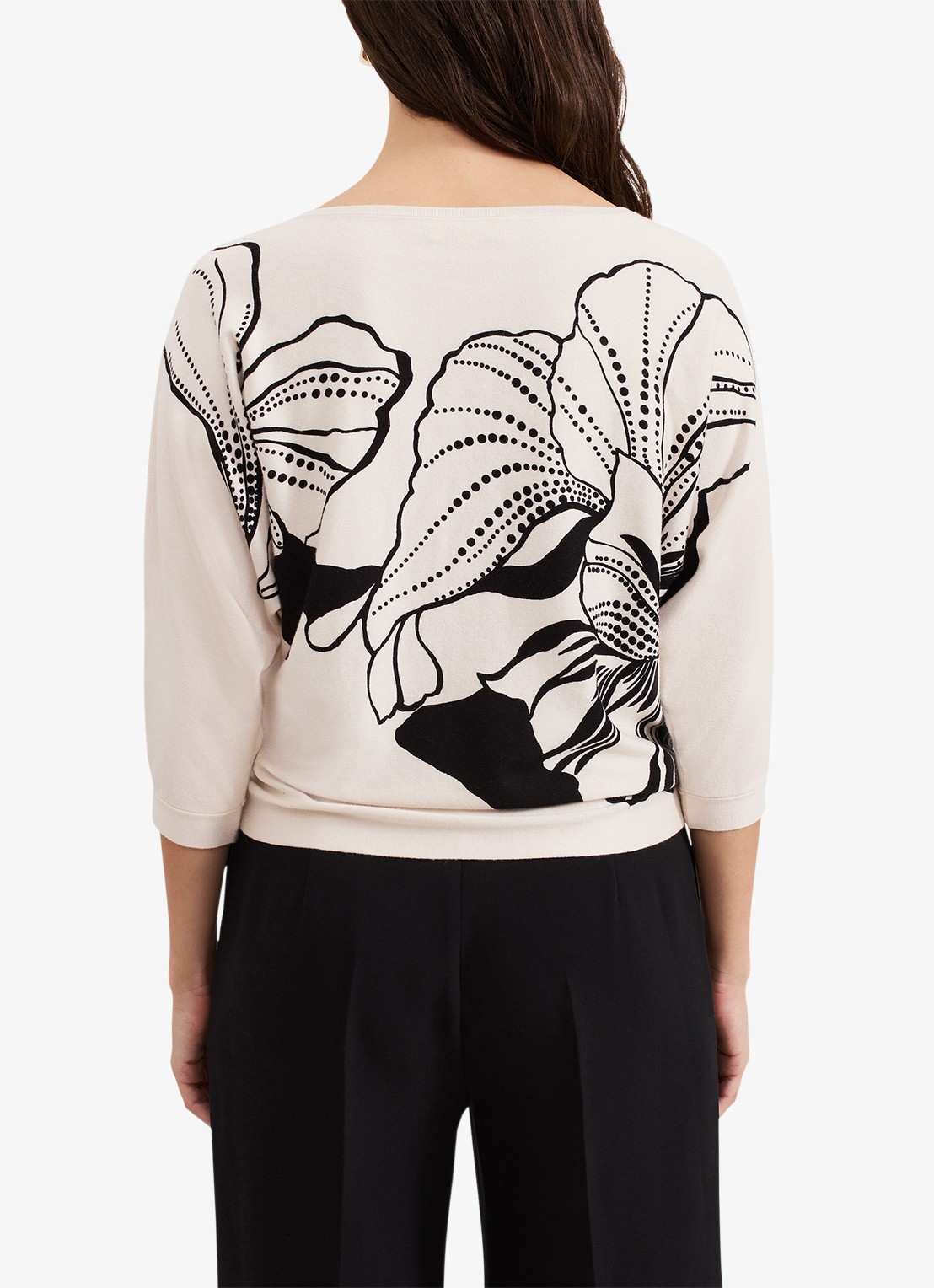 Phase Eight Poppie fijngebreide top met bladprint en studs - achterkant ivoor