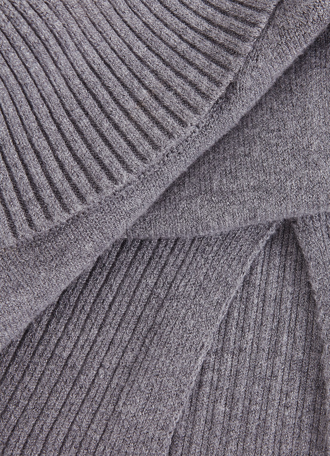 Phase Eight Rachelle fijngebreide spencer met col - detail 5 grijsmele