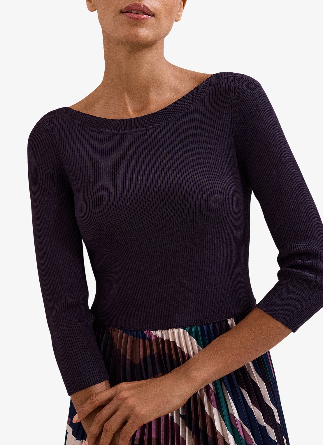Phase Eight Riley midi jurk met grafische print - achterkant paars