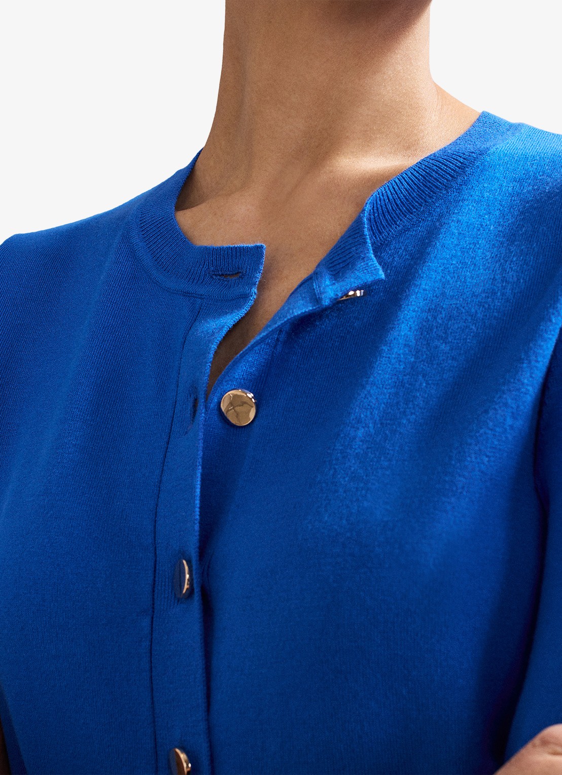 Phase Eight Robin fijngebreid vest met ronde hals - detail 5 blauw