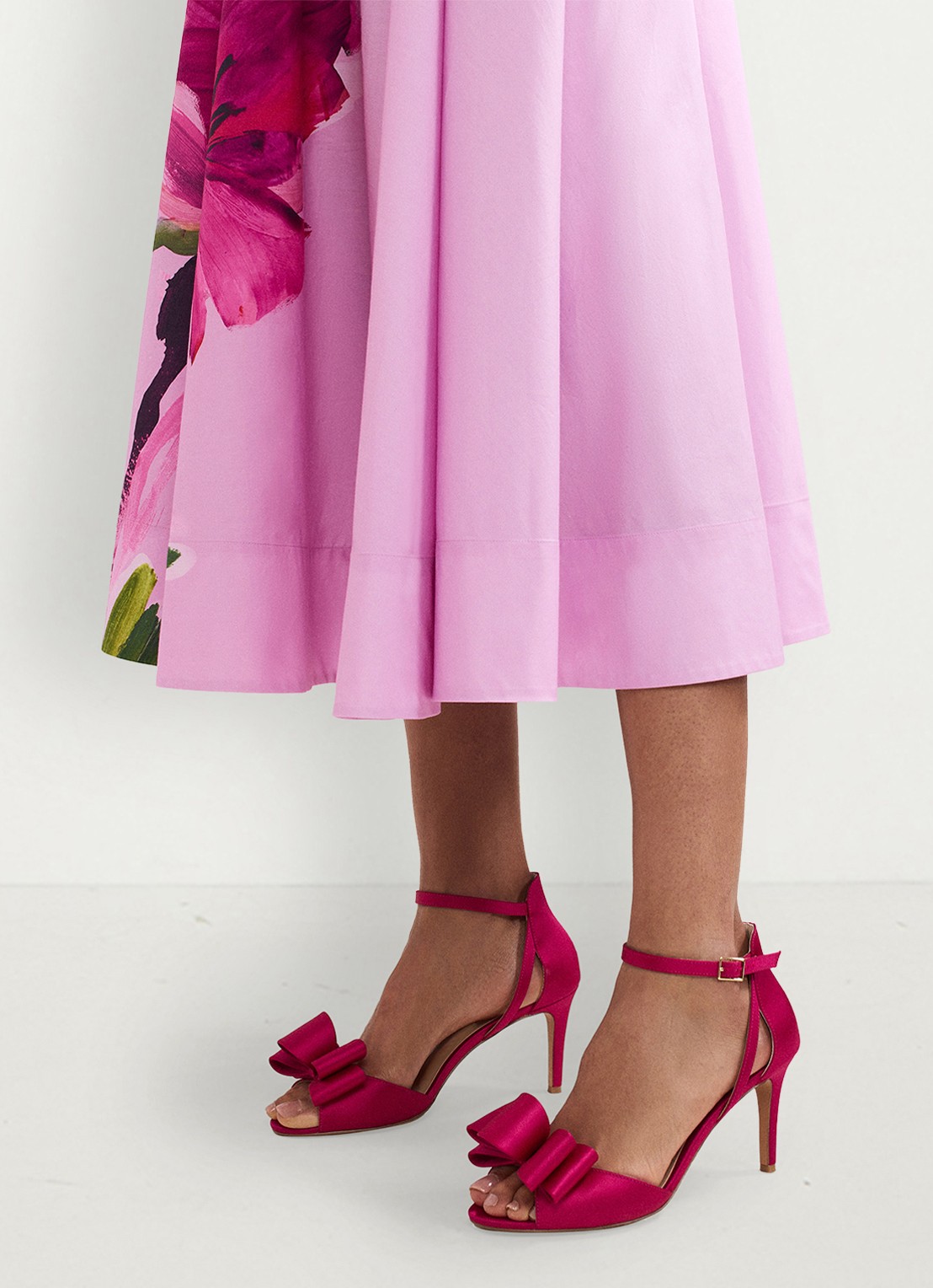 Phase Eight Sandaal met strikdetail - detail 5 roze