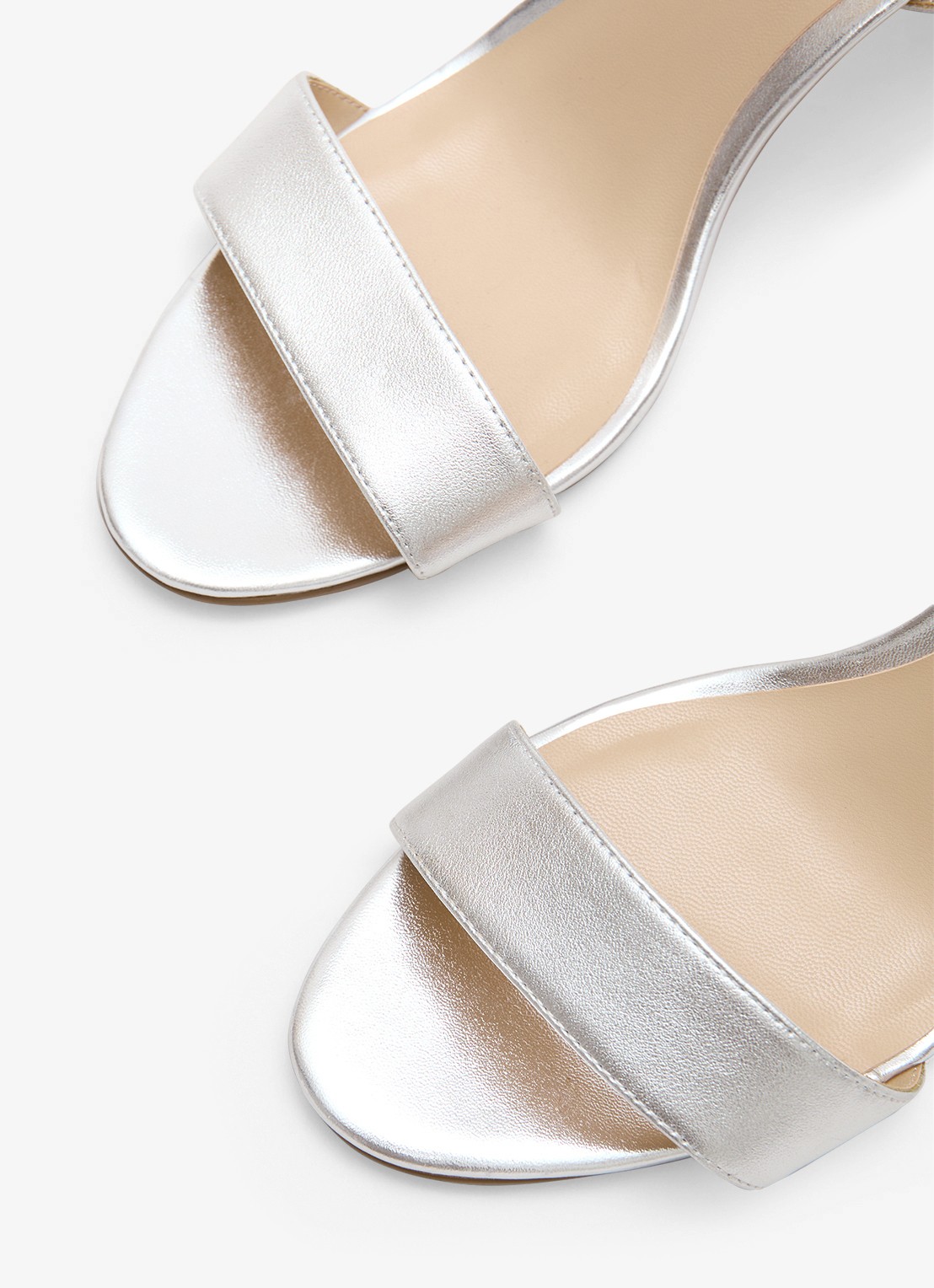 Phase Eight Sandalette van leer met metallic finish - detail 4 zilver
