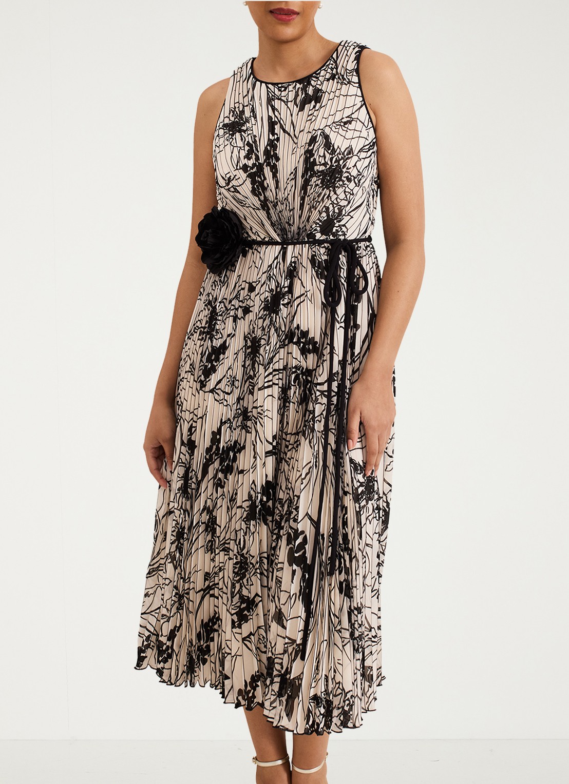 Phase Eight Sandra midi jurk met print en plissé - detail 3 zwart