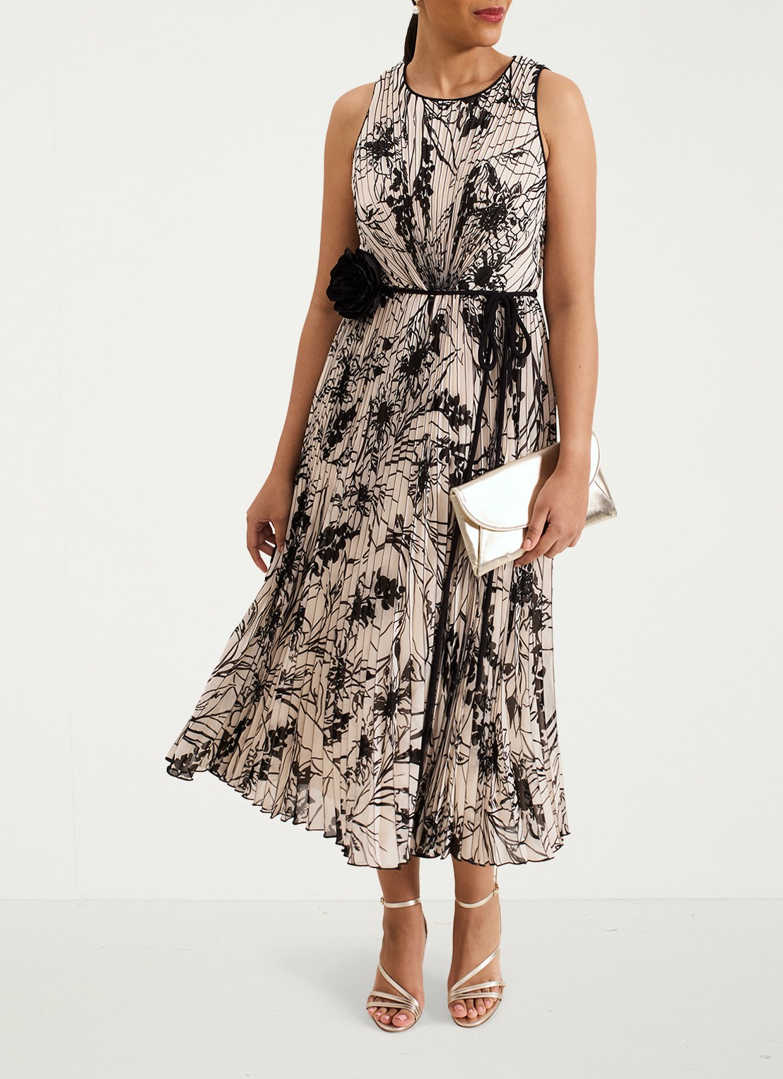 Phase Eight Sandra midi jurk met print en plissé - voorkant 2 zwart