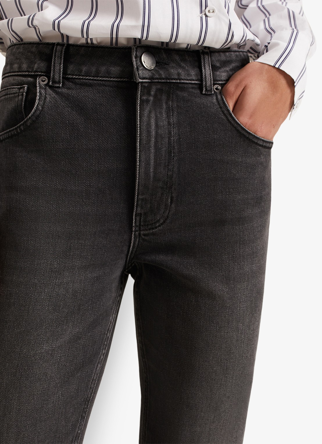 Phase Eight Sara mid waist slim fit jeans met gekleurde wassing - detail 2 zwart