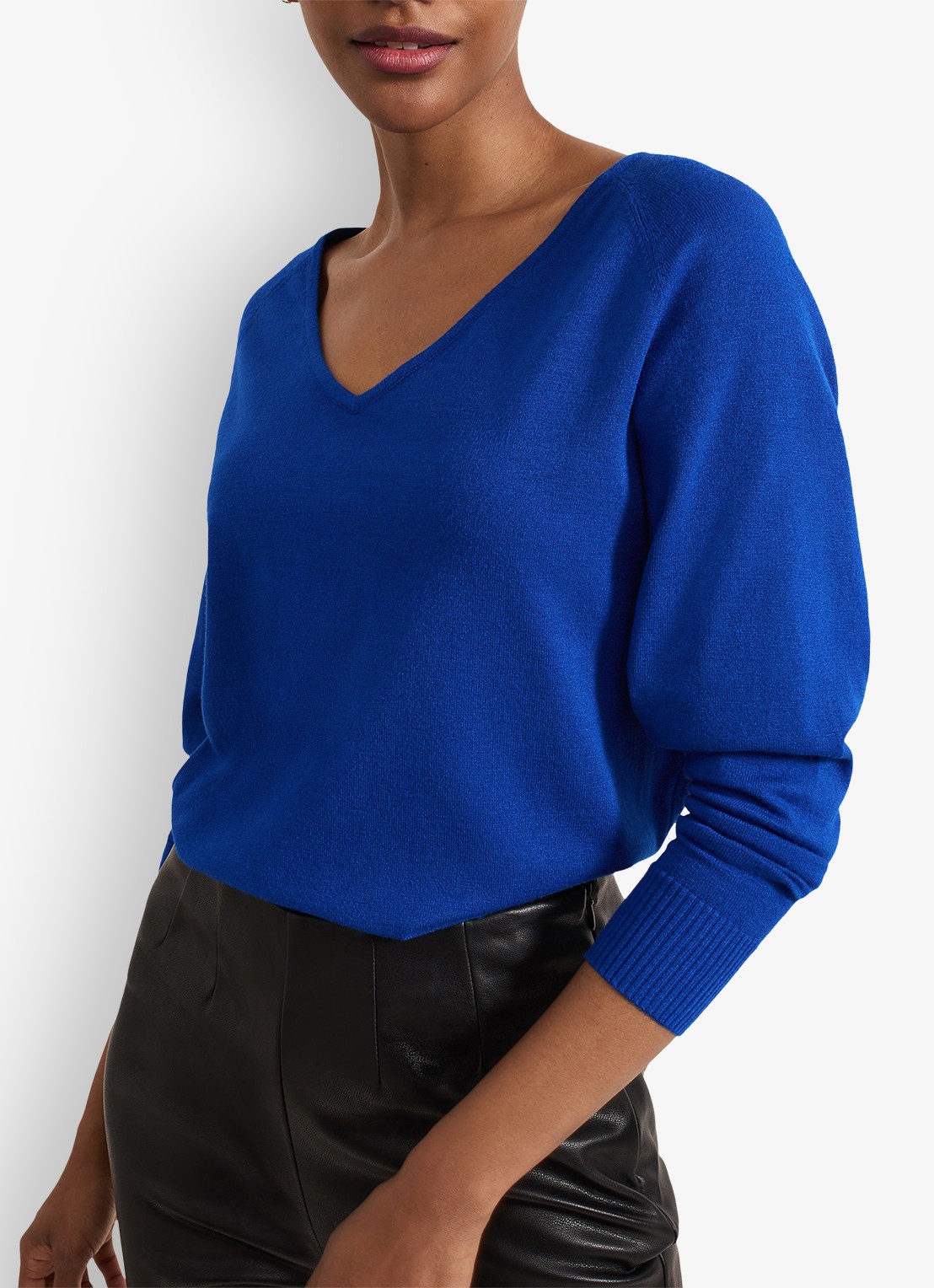 Phase Eight Senita fijngebreide trui met V-hals - voorkant 3 blauw