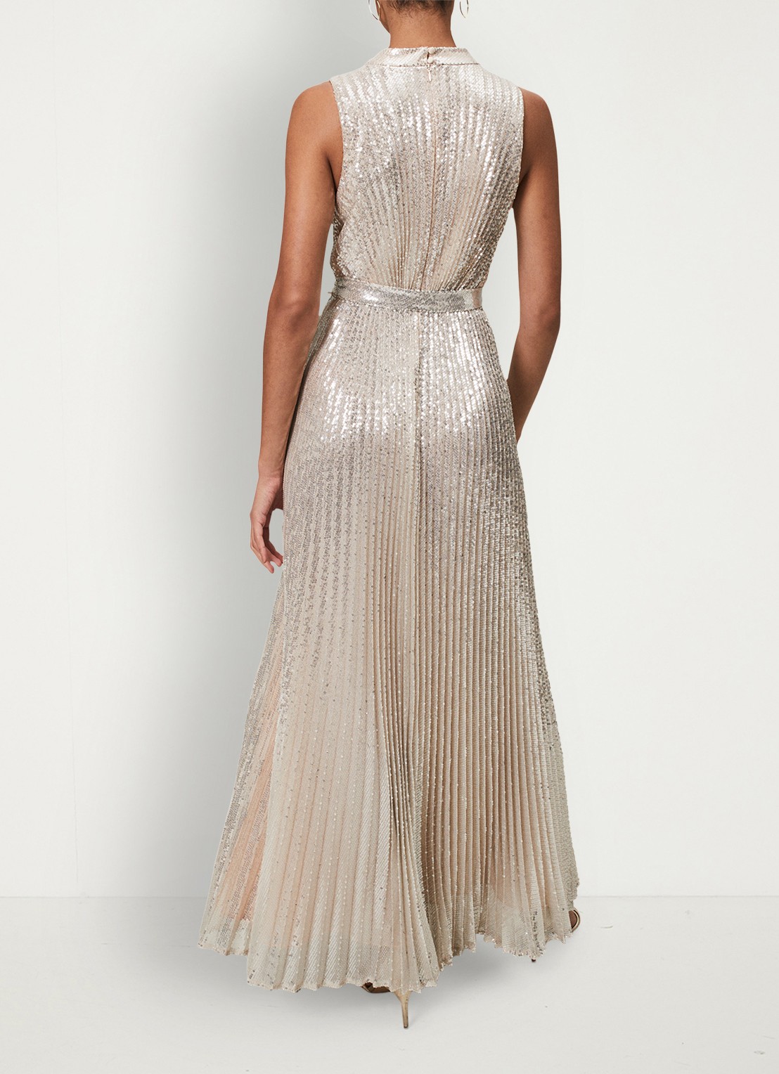 Phase Eight Simara Sequin Maxi soft gold - achterkant 7 okergeel