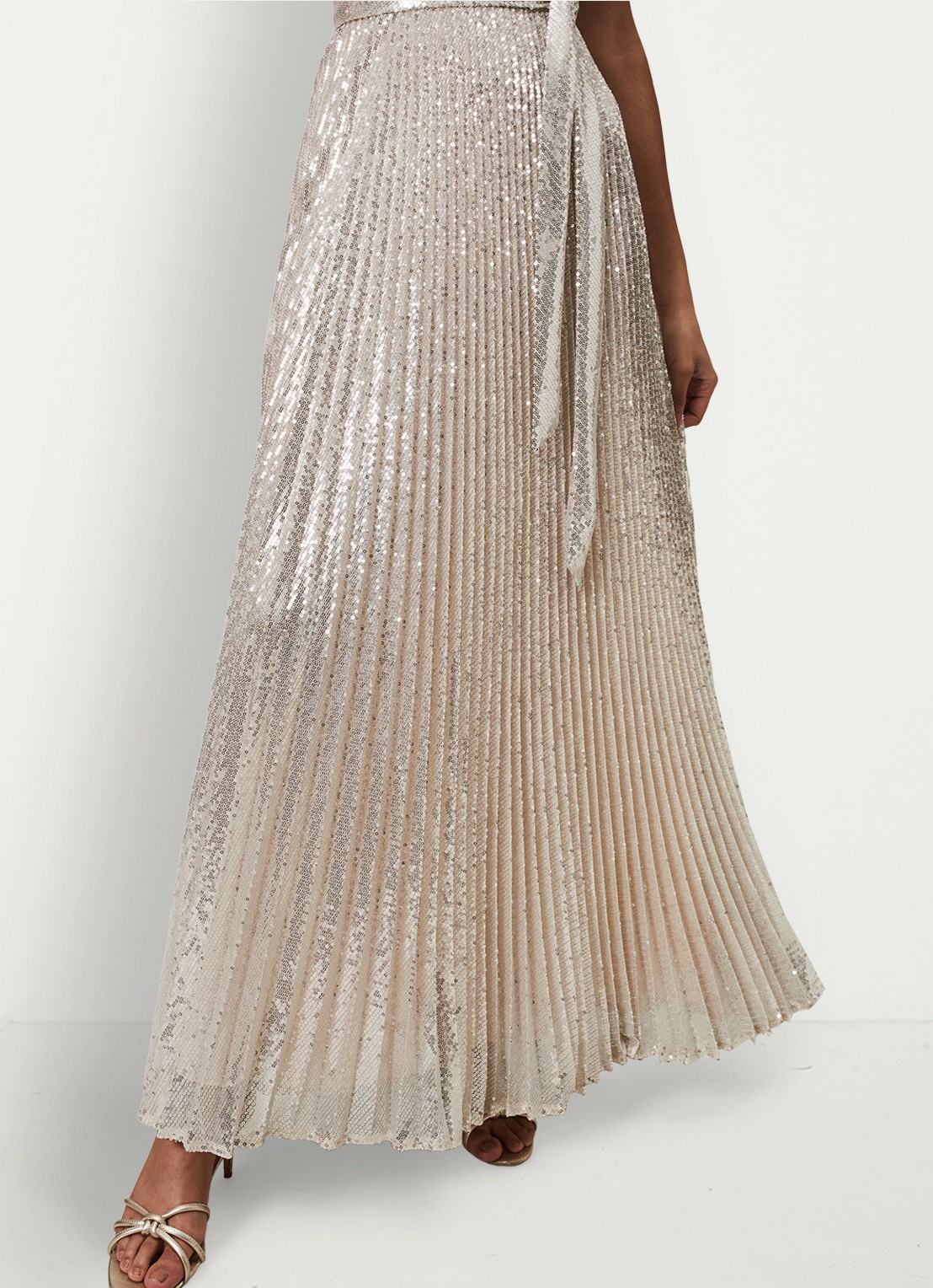 Phase Eight Simara Sequin Maxi soft gold - detail 4 okergeel