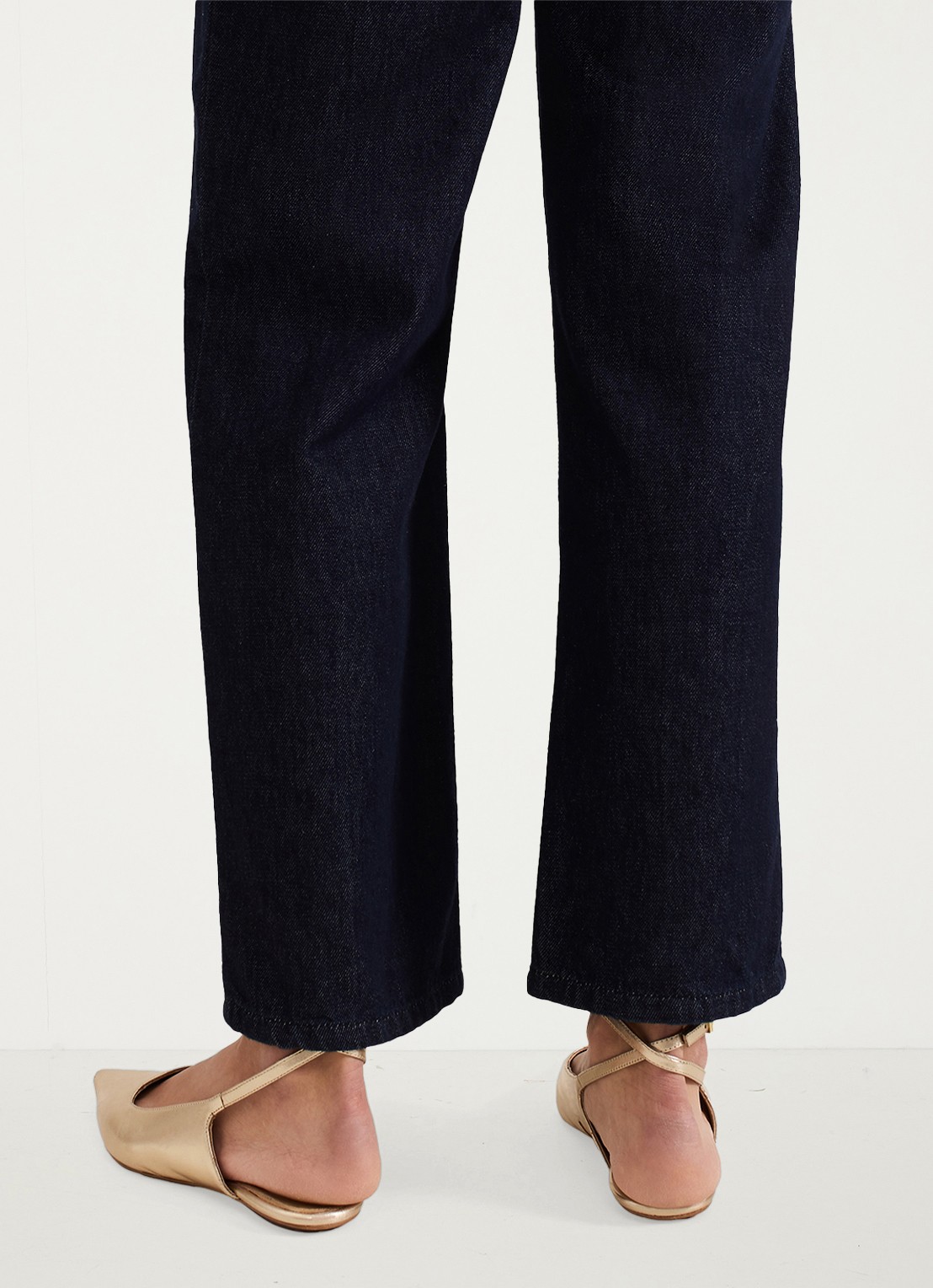 Phase Eight Slingback van schapenleer - achterkant goud