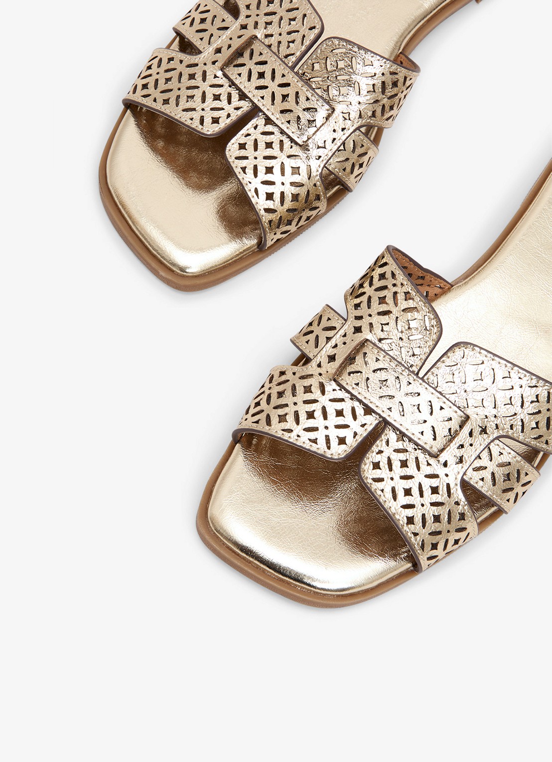 Phase Eight Slipper van leer met metallic finish - detail 4 goud