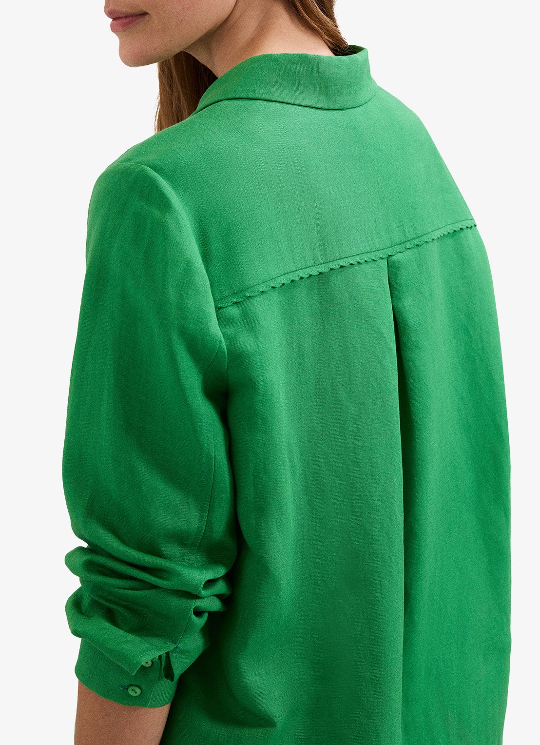 Phase Eight Sloane blouse in linnenblend - detail 4 groen