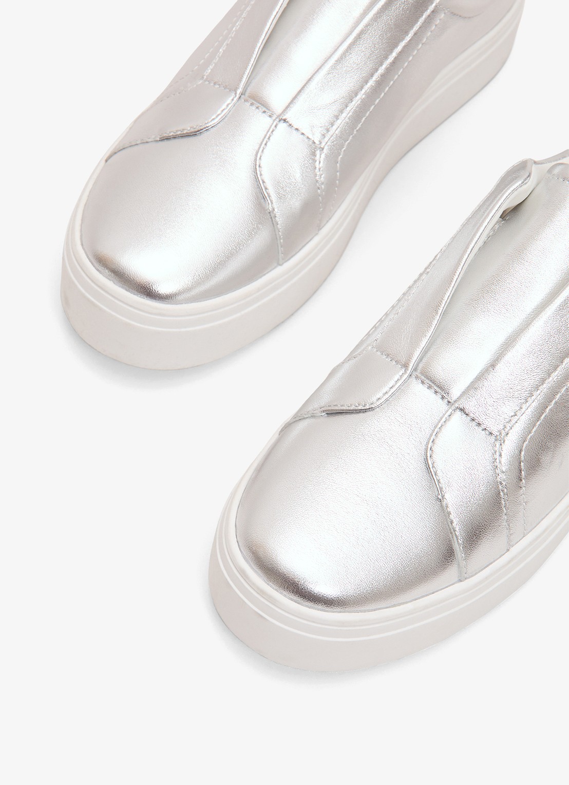 Phase Eight Sneaker van leer met metallic finish - achterkant 8 zilver