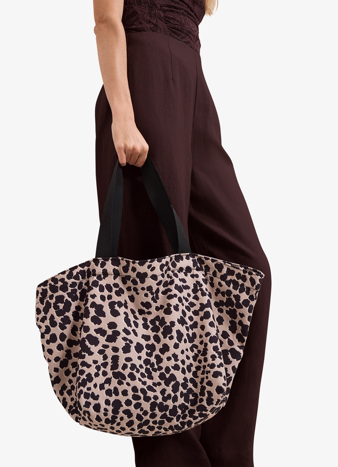 Phase Eight Strandtas met panterprint  - detail 7 bruin