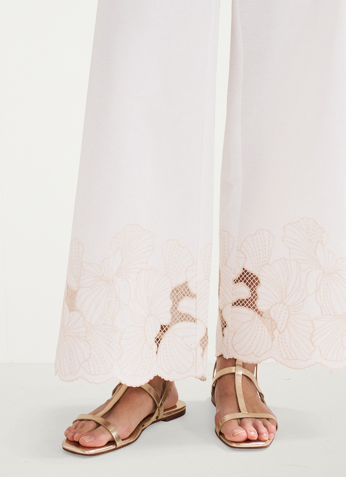 Phase Eight Strappy Flat Sandals - detail 7 goud