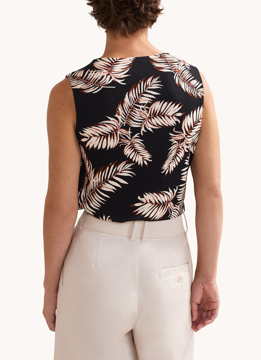Phase Eight Sutton mouwloze top met print - achterkant 5 zwart