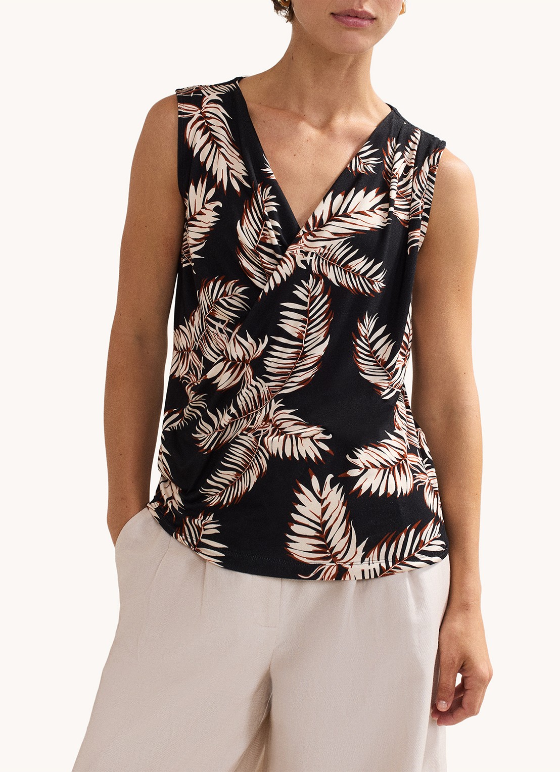 Phase Eight Sutton mouwloze top met print - detail zwart