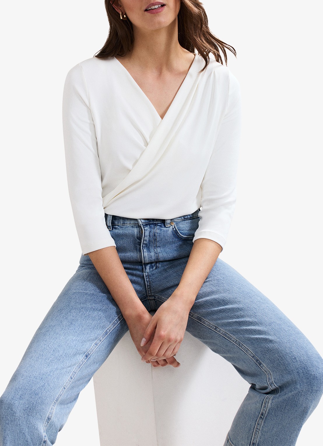 Phase Eight Sutton top met V-hals - detail 5 wit