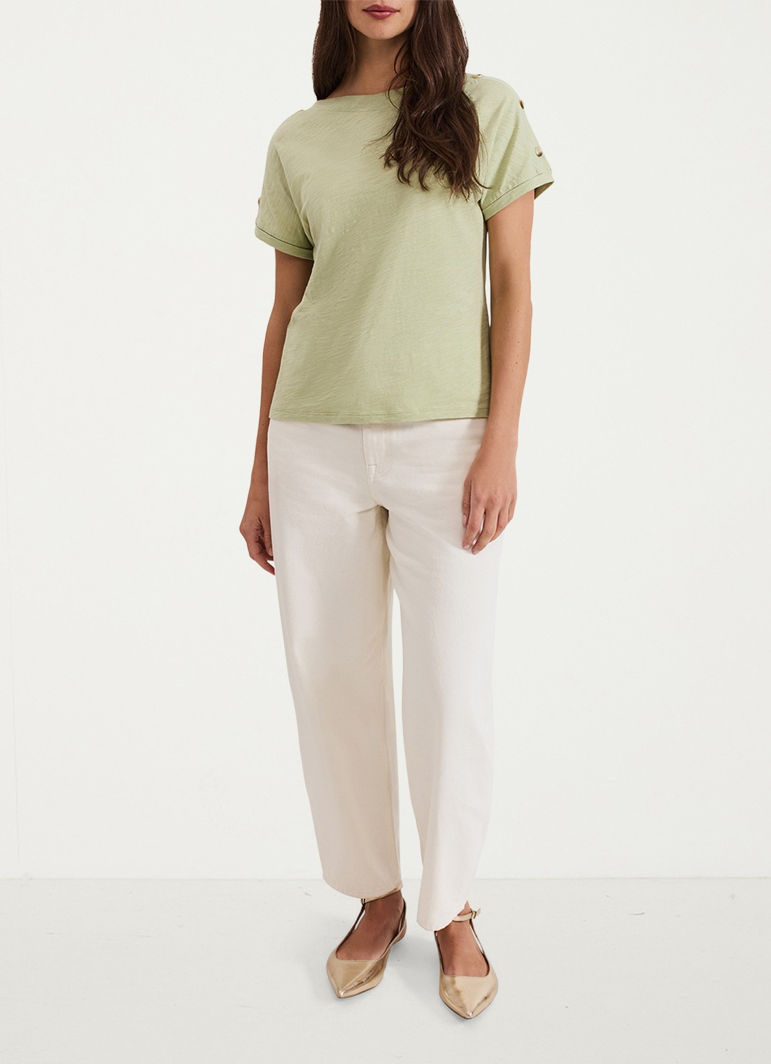Phase Eight Suzie T-shirt met knoopdetail - voorkant 8 khaki