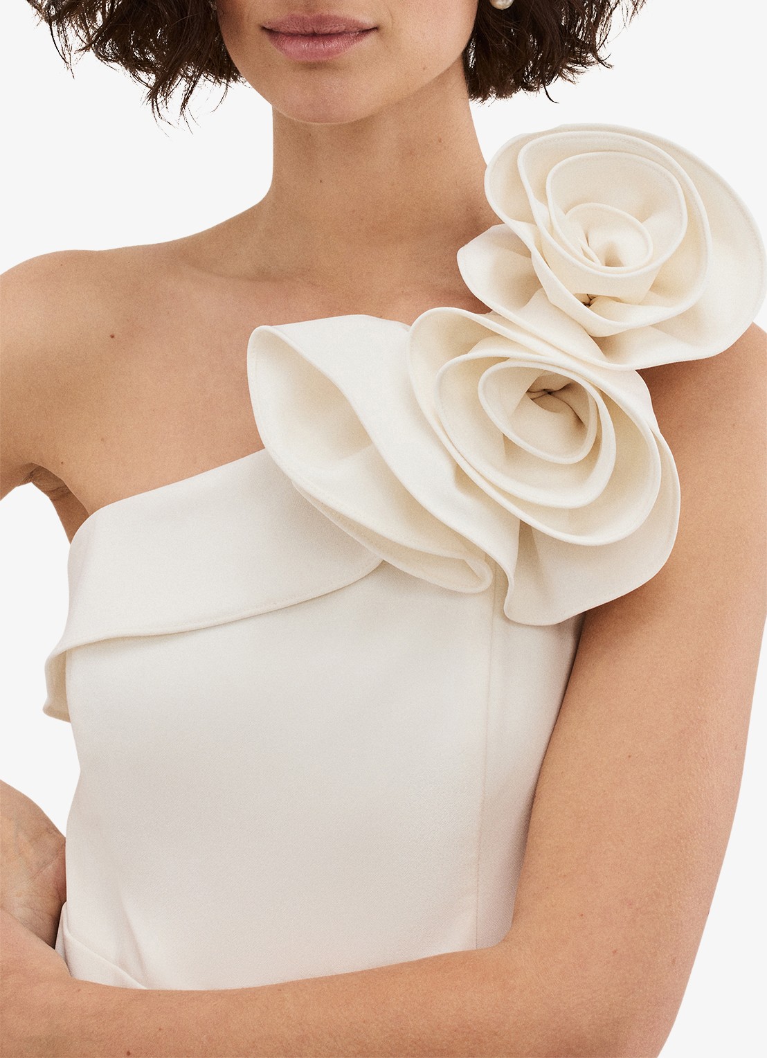 Phase Eight Tali wide fit one shoulder jumpsuit met persplooi - detail 4 creme