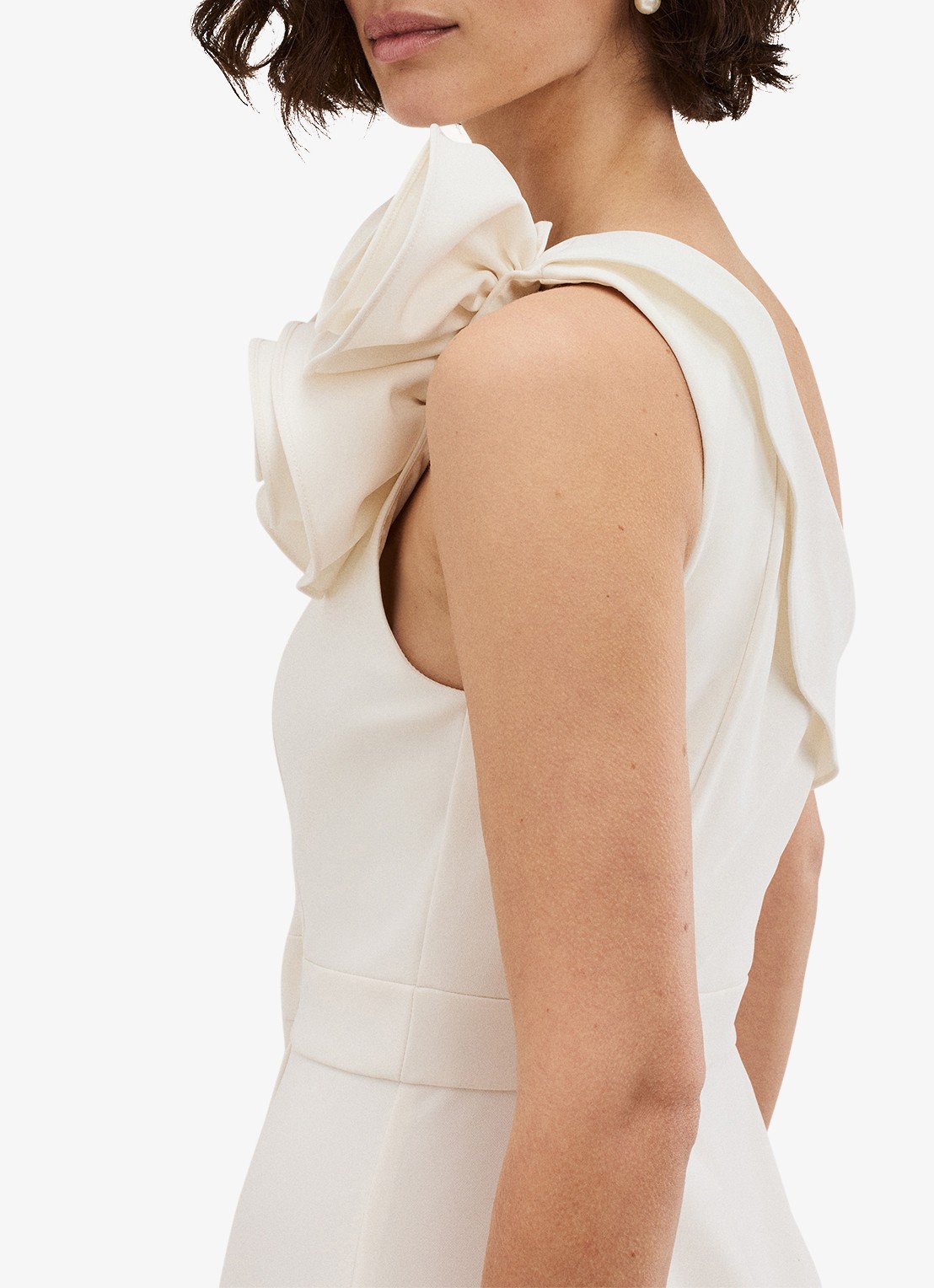 Phase Eight Tali wide fit one shoulder jumpsuit met persplooi - detail 5 creme