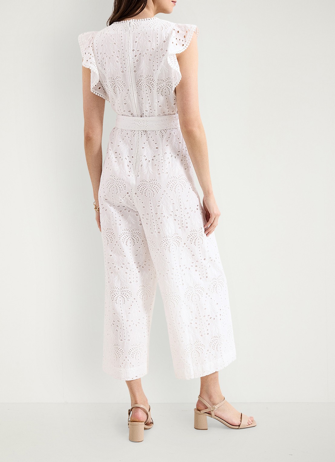 Phase Eight Talulah loose fit jumpsuit met broderie - achterkant wit