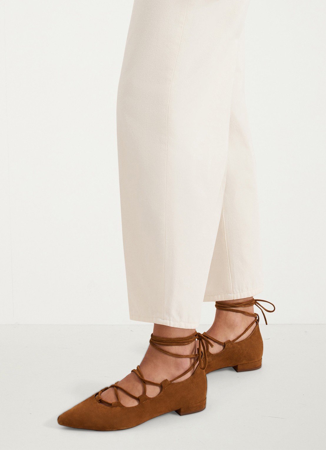 Phase Eight Tan Tie ballerina van geitenleer - voorkant 2 bruin