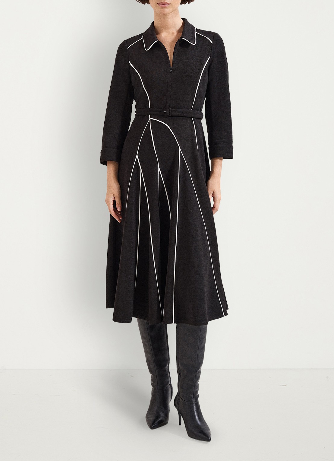 Phase Eight Tilly midi jurk met streep detail - voorkant 2 zwart