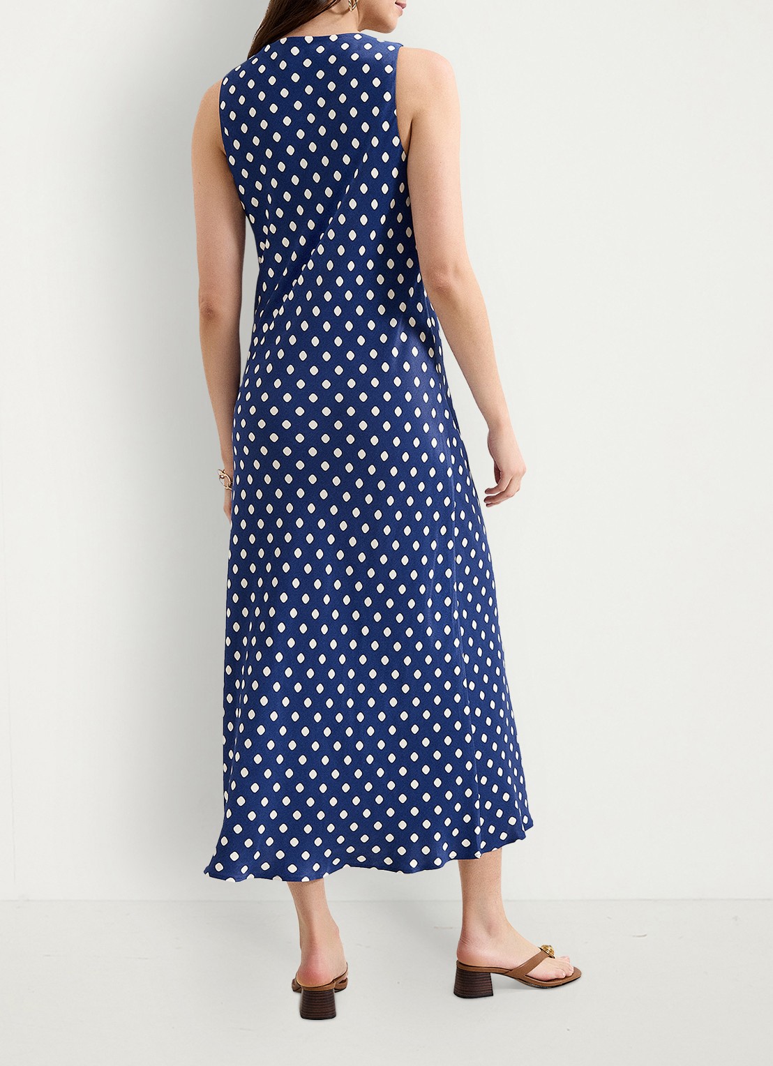 Phase Eight Tina midi jurk met stippenprint - achterkant donkerblauw