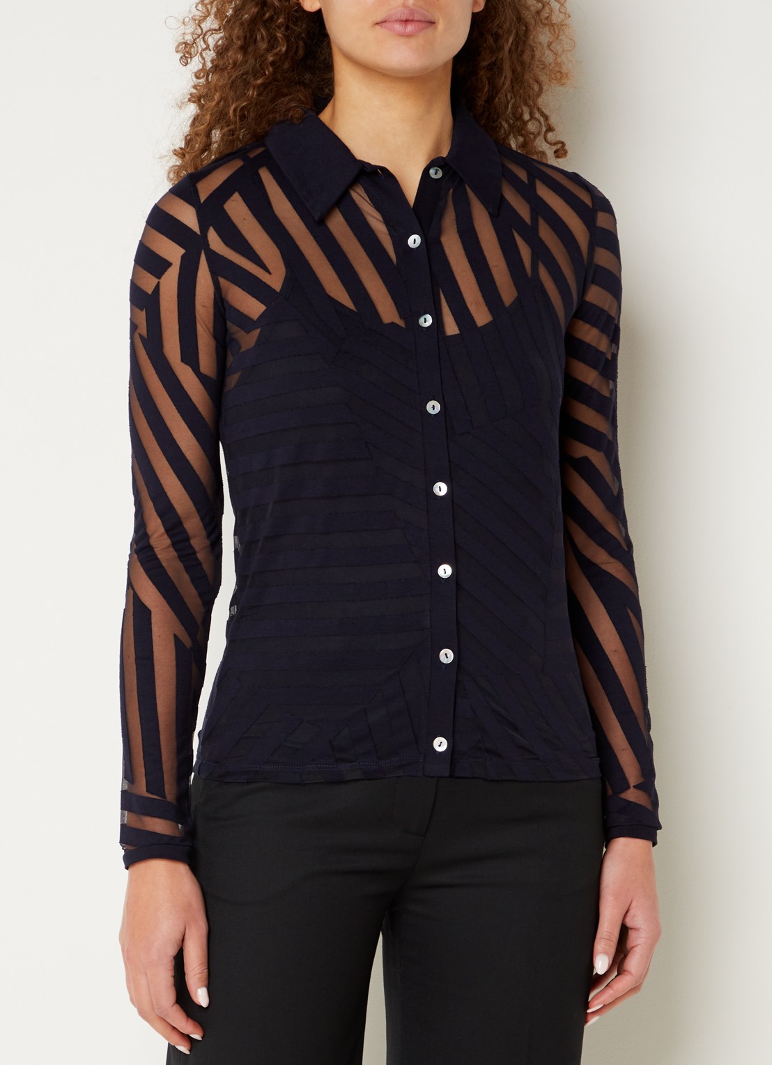 Phase Eight Vida Burnout semi-transparante top met knoopdetail en streepprint - detail 4 donkerblauw